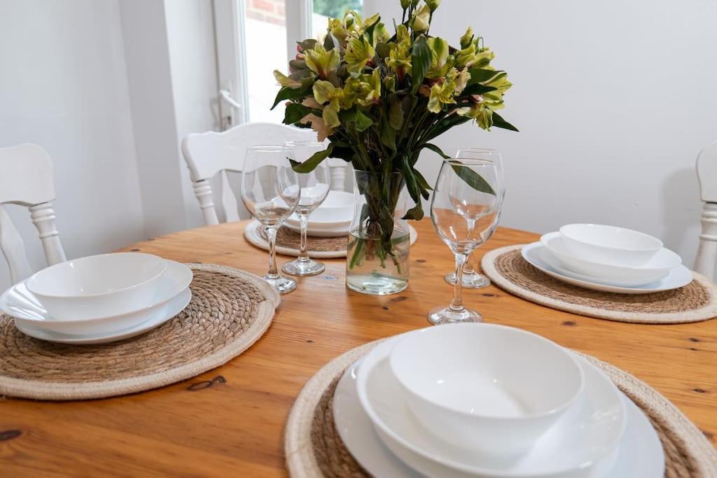 Cosy Cottage In Central Reading Free Parking & Fast Wifi エクステリア 写真