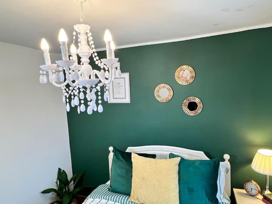 Cosy Cottage In Central Reading Free Parking & Fast Wifi エクステリア 写真